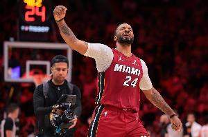 名记：送走三名后卫后热火亟需留住鲍威尔 但这会非常复杂