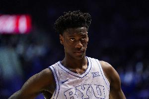 大个阵容！奇才7人身高2米01+&5人达2米06 迪班萨&浓眉在列